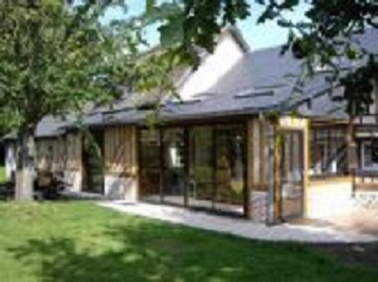 Gite Le Moulin Des 4 Vaux Saint-Etienne-la-Thillaye Exterior photo